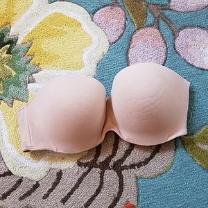 VS Strapless Bra